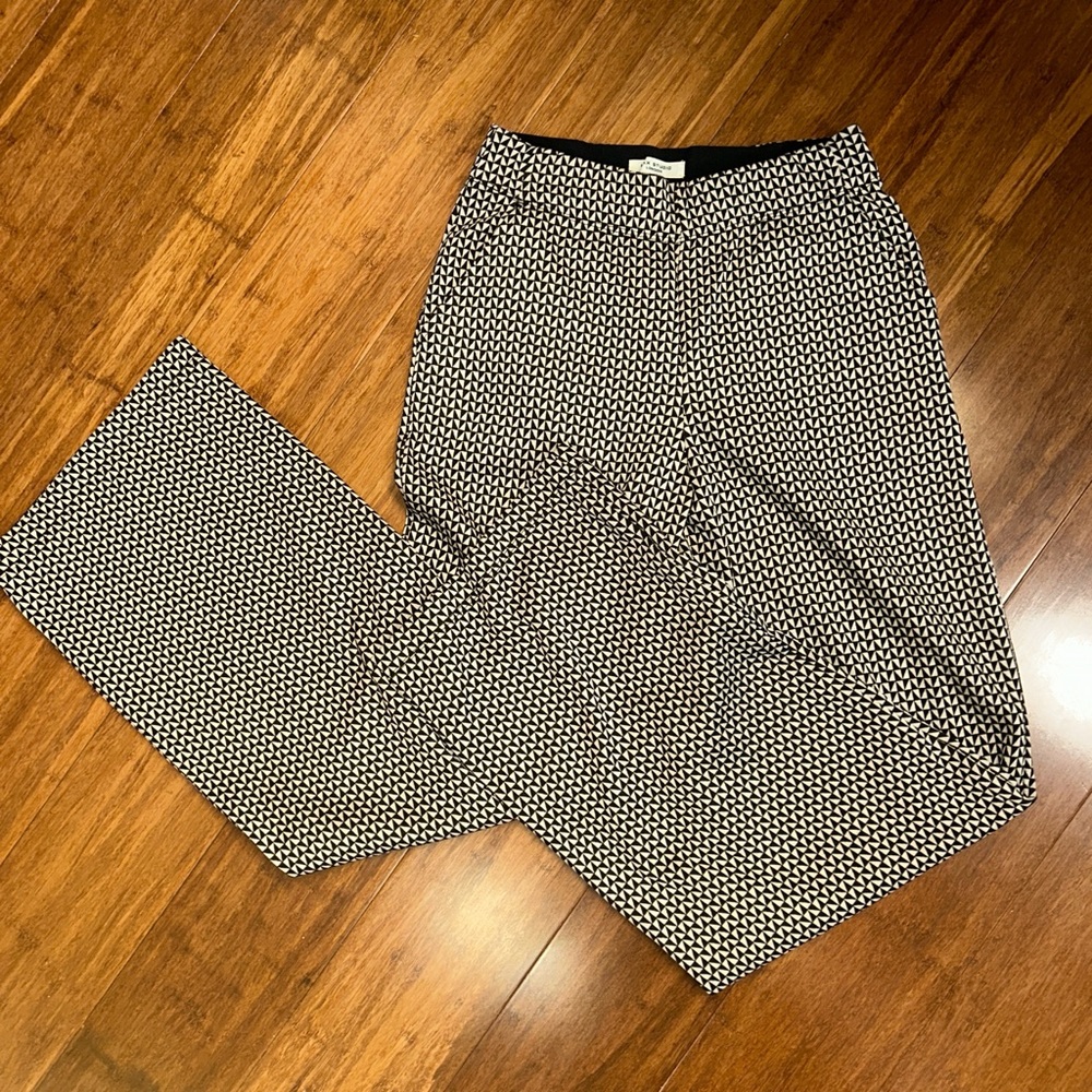 Max Studio Geometric Black and White Pants